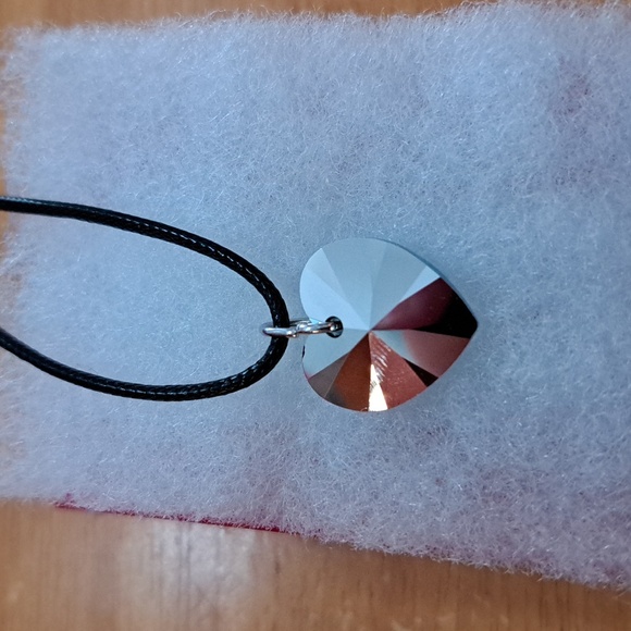 Evening Ocean Crystal Heart Necklace - Picture 6 of 6